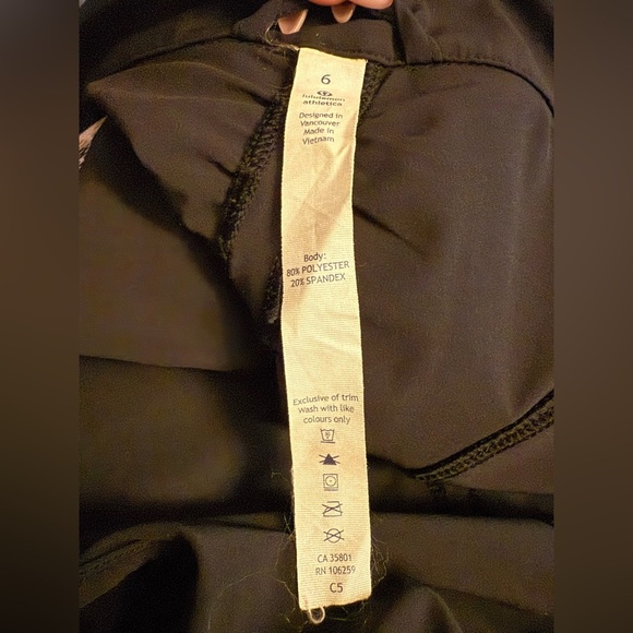 Rare Lululemon Go the Distance Vest Black Size 6 | Retired 2015 Release - Picture 12 of 13